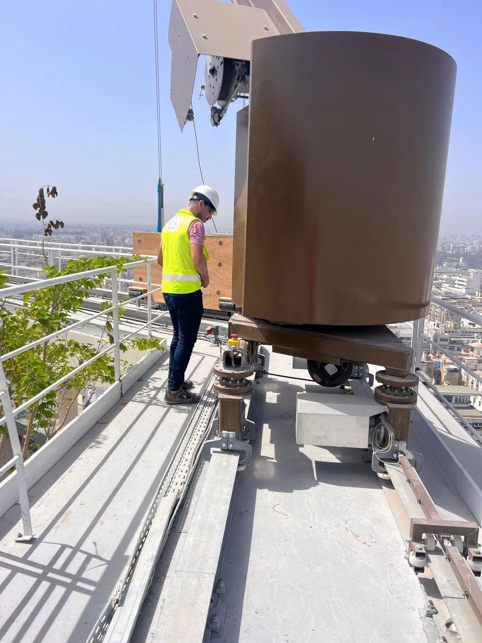 Grue de chantier, appareil de levage — matériel de chantier à Rabat